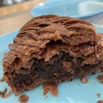 ラトリエ ドゥ ノノ - ショソン・オ・ショコラ　断面