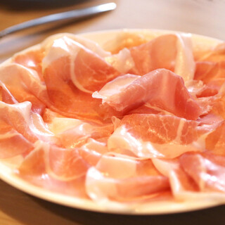 トラットリア・アルポンテ_1