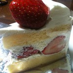 多根果実店 - イチゴショート