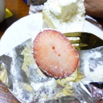 多根果実店 - 立派な苺ですよ