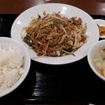 金沢飯店 - 上海風焼そば+ご飯セット