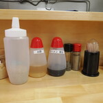 ラーメン 三亀 - 薬味