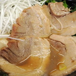 ラーメン 三亀 - チャーシュー