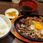 居酒屋 路地裏 - カルビ鉄板焼き定食