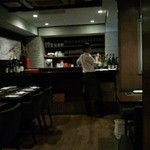 午後6時…まだ、客はいなかった♪