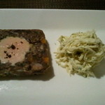 ボノミー - 「牛バラ肉の赤ワイン煮込みとフォアグラのテリーヌ  根セロリのレムラード添え」