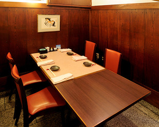 Bashunrou - ２階・テーブル席 接待・お友達同士でご利用下さい。