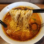 Tetsu haru - こく旨黒坦々 の麺