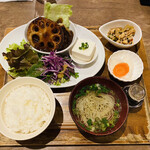 kitchen soya - 「れんこん団子の黒酢あんかけ」1,050円税込み♫