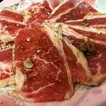 十条の焼肉いつものところ - 【いつものカルビ】
413円
普通の味わいの有るカルビ焼です。
安くて美味い!
お腹いっぱい食べて安上がり。