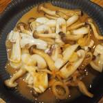 卓 - イカバター炒めそのその３