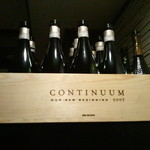 ボノミー - 入り口傍にあった、ワイン専用コンテナ！