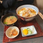 Anraku - かつ丼 上