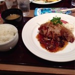 Mukashi You Shoku Mitsuketei - 豚テキ定食