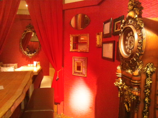 House of the Sweets Cafe