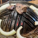 炭火焼ジンギスカン 万蔵 - 