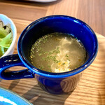 ラフ&タフ コーヒースタンド - たまごスープ