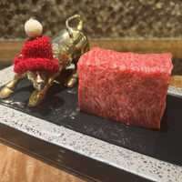 鉄板焼きWAGYU LIVERARY - メインのお肉