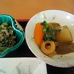 Aoringo - 日替わりのおかず　煮物にごま和え