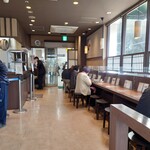 川村屋 - 改札反対の玄関から。