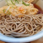 川村屋 - ホシのある、茶色く風味豊かな絶品そば。