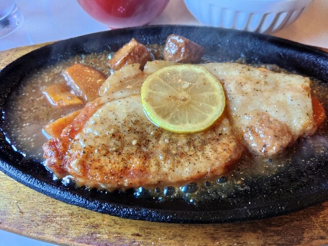 リンダ 俵 - 真室川（洋食）の写真