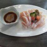 手打ち蕎麦 銀杏 - 新鮮な鶏わさです！