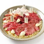Assorted garlic Yakiniku (Grilled meat) platter