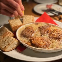 カルネジーオ イースト - 富士鶏の焦がしバター焼き　美味◎
