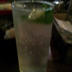 イーマサラ - 季節限定カクテル「モヒート」５５０円。