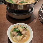 もつ鍋 六花舎 - 