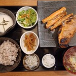 Harasu Ya - 赤魚の塩焼き定食プラス鮭のハラス