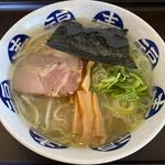 中華飯店 杏竜 - 塩ラーメンのアップ