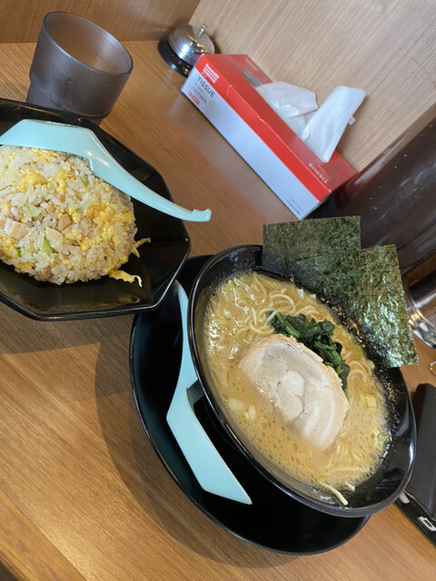 横浜家系ラーメン 一蓮家 明石店 - 西新町/ラーメン | 食べログ