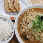餃子の王将 - 野菜煮込みラーメンフェアセットＢ