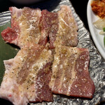 フレンチ焼肉 GRANDELA - 本日の日替わりランチはとても(ハラミ&イベリコ豚)