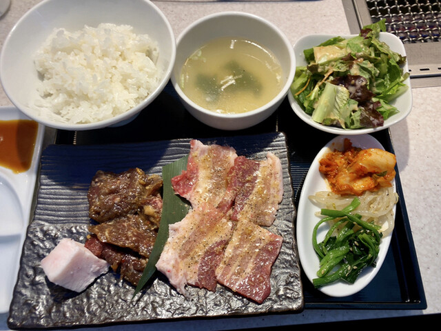 SONY - 焼肉太郎 SONY - 焼肉太郎 みなとみらい】フレンチ焼肉GRANDELA（横浜
