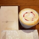 kawara CAFE＆DINING - フランボワーズラテ