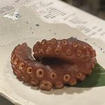 Seikaisou - 日間賀島のタコをさっと茹でて、コリっとした食感を味わいます。