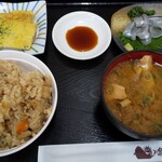 おわせ魚食堂 - 料理写真:魚ご飯・大、お魚味噌汁、アオサ玉子焼き、サヨリのお造り。