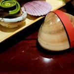 銀座 しのはら - 蛤を器に