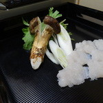 しのはら - ハモしゃぶには韓国産ハモとサマツ