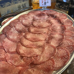 Taishuu Horumon Yakiniku Kemuriki - 