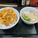 Nakau - 並かき揚げ丼　小はいからうどんセット500円