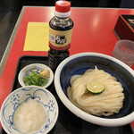 本格手打うどん おか泉 - 