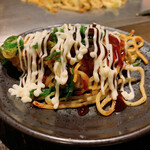 Okonomiyaki Teppanyaki Kuraya - 蔵屋スペシャル（追いソース、マヨネーズ）