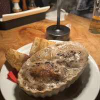 カルネジーオ イースト - 