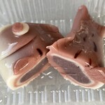 久栄堂菓子舗 - 『ねりきり(寒鱈)』