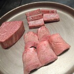 北海道焼肉 北うし - 塩焼肉と特選焼肉用のお肉