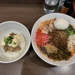 ヌードル＆スパイスカレー 今日の1番 - 